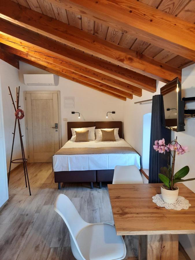 Apartmaji In Sobe Odlicna Hisa Штаньел Экстерьер фото