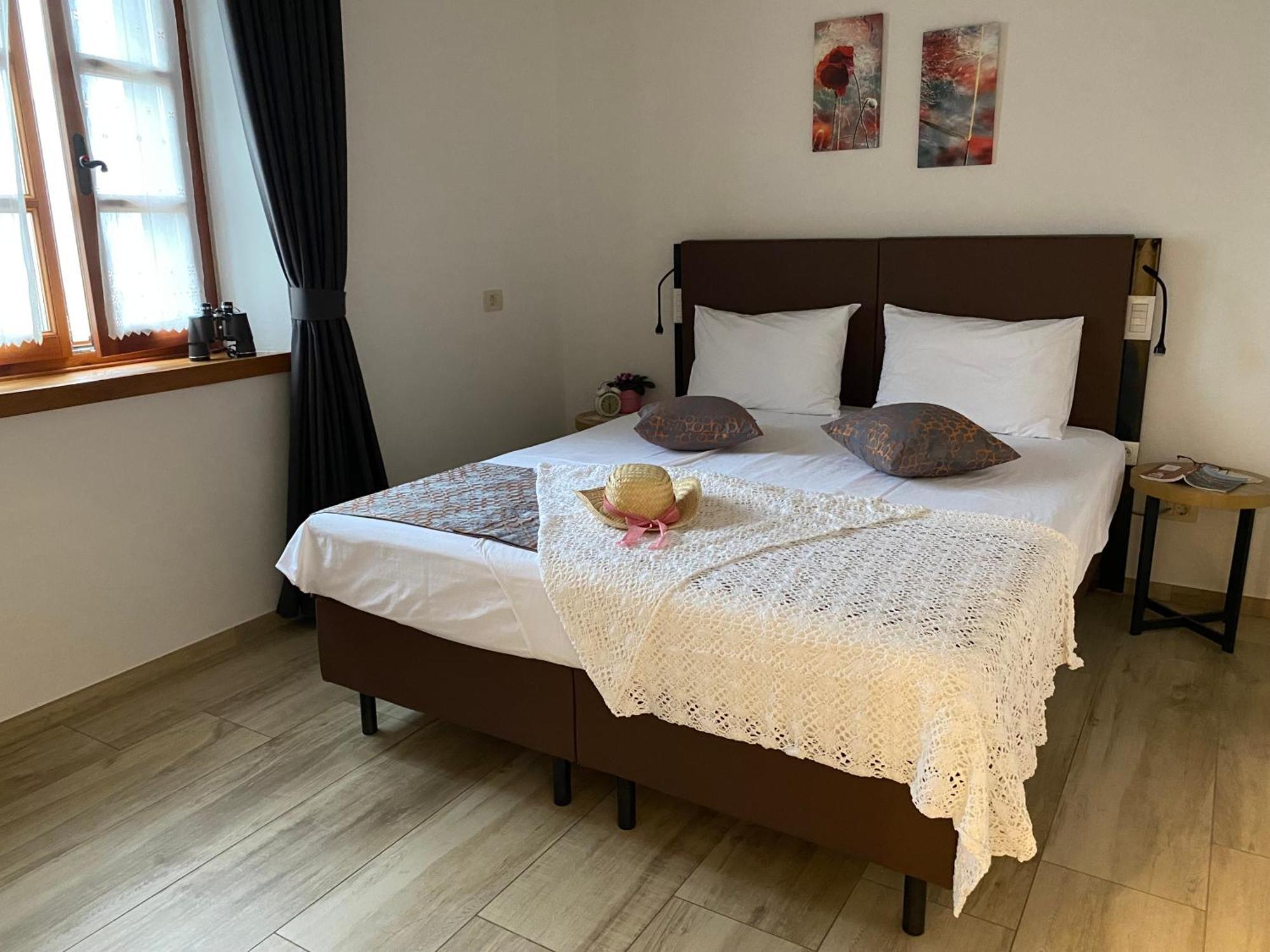 Apartmaji In Sobe Odlicna Hisa Штаньел Экстерьер фото